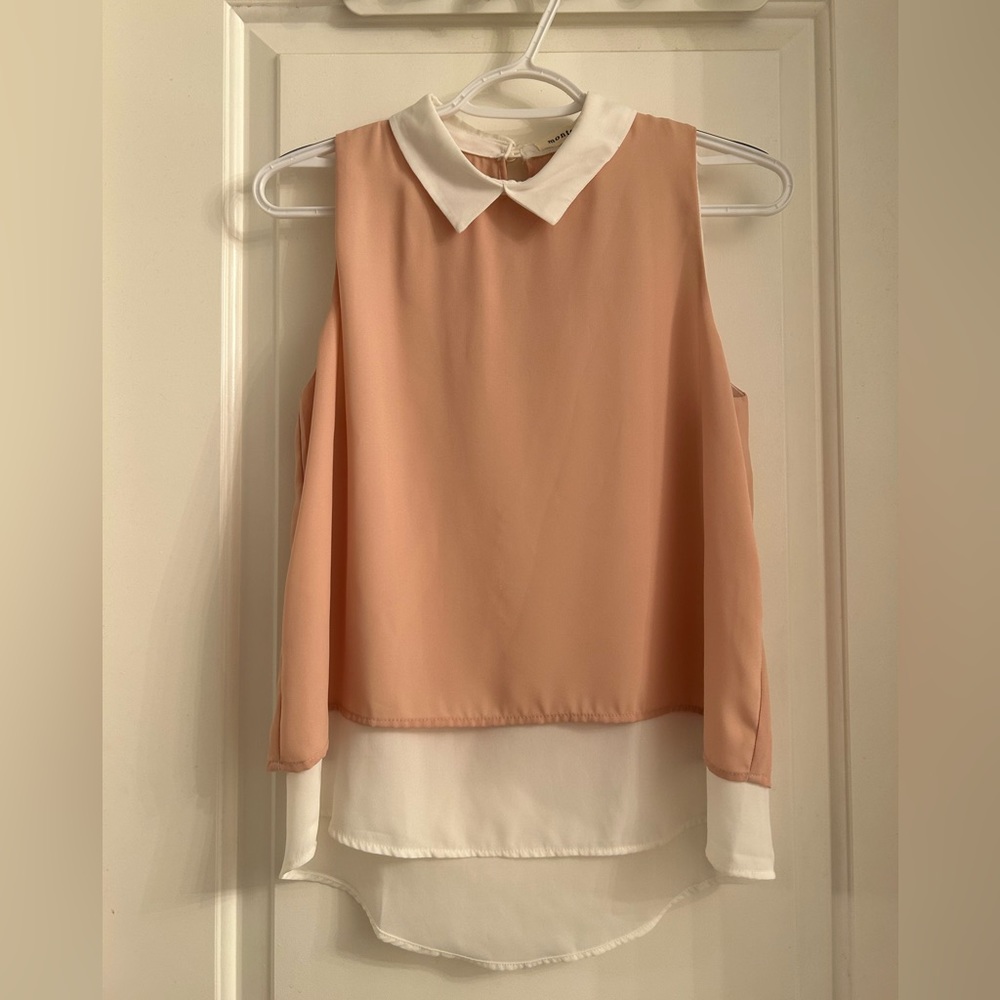 Collared Sleeveless Blouse